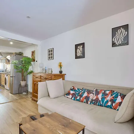 Maison De Ville T3 Renovee, Animaux Acceptes, Ideal Pour Sejours A Cazaubon - Fr-1-841-83 Cazaubon